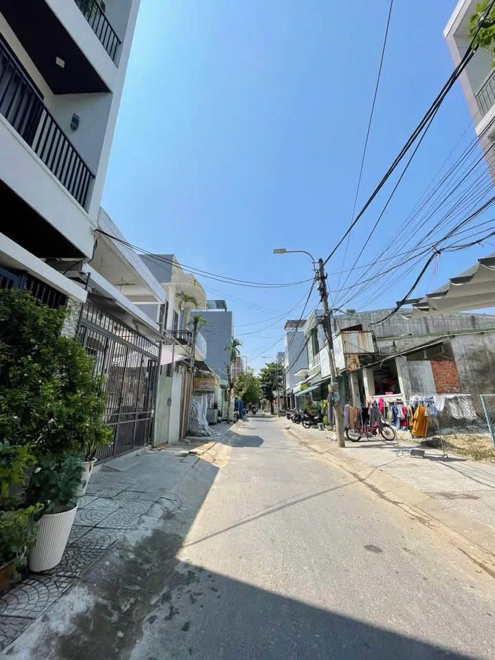 Bán đất tặng nhà cấp 4 - Mặt tiền khu phố Tây An Thượng - Ngũ Hành Sơn - Thành Phố Đà Nẵng